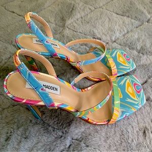 Steve Madden Grade Heeled Sandals Neon pattern
